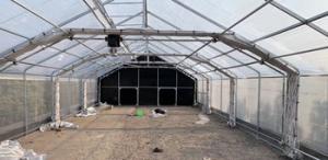 8m Wide PEP Film Automated Light Deprivation Greenhouse Top And Sides Ventilatio