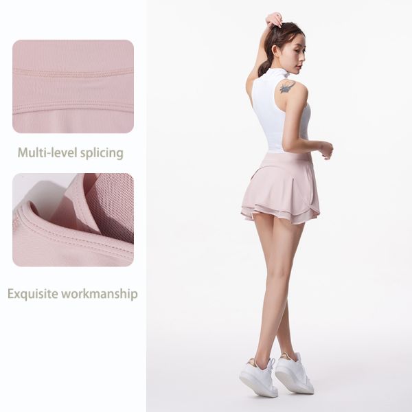 Высокие женщины разминки талии играют в гольф обходят слепимость дизайна сетки анти- с шортами