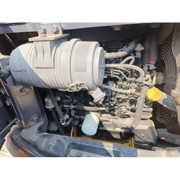 Used Komatsu PC35 Excavator 2022 and Flexible Maneuverability Comfortable Cab Design Low Noise and Vibration for in with 1