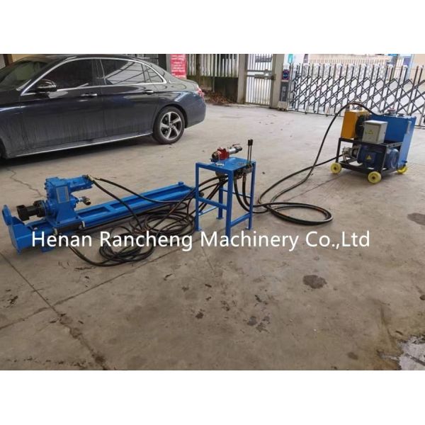 320 кг. Вес буровой установки. Устройство для бурения небольших скважин.