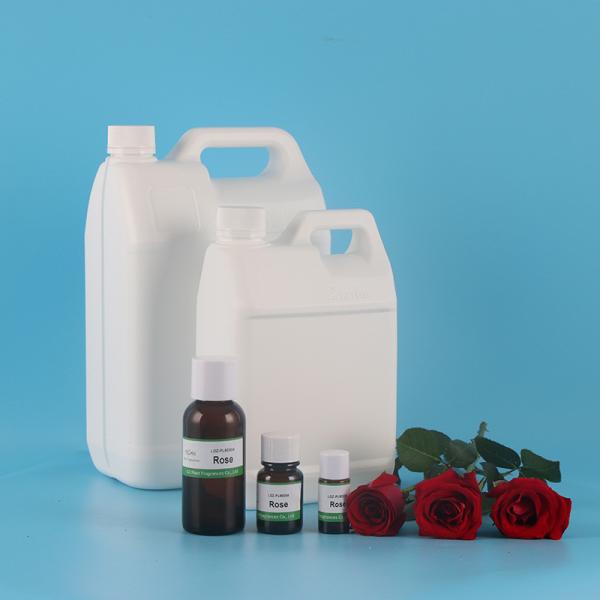 Parfum de rose rouge sur mesure aromathérapie huiles essentielles jaune clair ou incolore