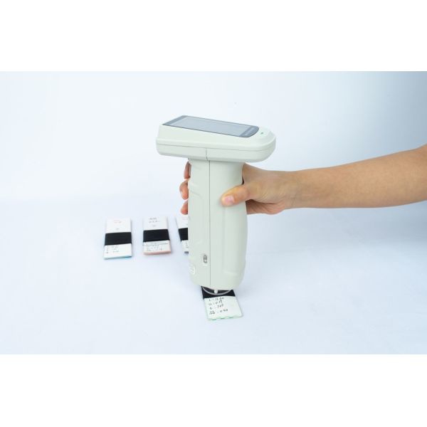 SCI+SCE USB Bluetoothの携帯用分光光度計10nmの波長