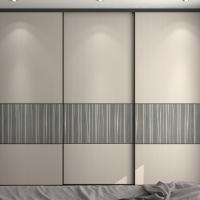 Armoire à l' intérieur en blanc Armoires personnalisées Armoires à l' intérieur