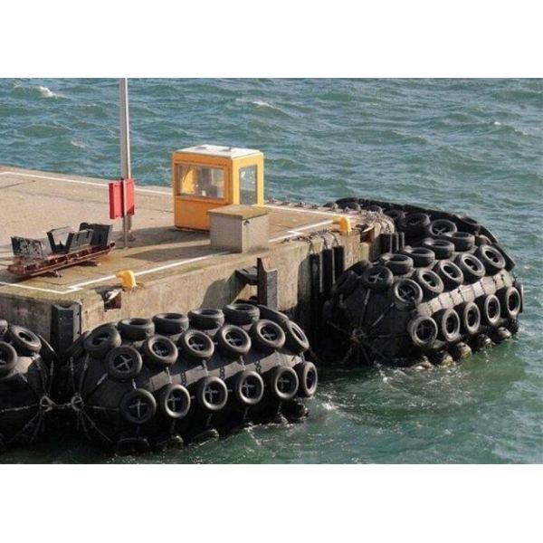 Material NBR, NR, SR Cover Sling Or Nylon Ropes Pressure 50 kPa & 80 kPa Factory Rubber Marine Supplies Sling-type Floating Pneumatic Rubber Marine Fender for Ship to Dock