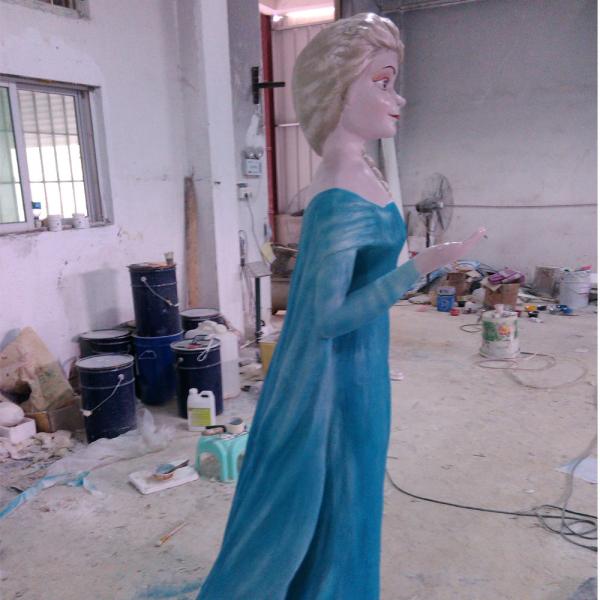 Outdoor Garden deco cartoon statue frozen character statue in garden/ plaza/ shopping mall