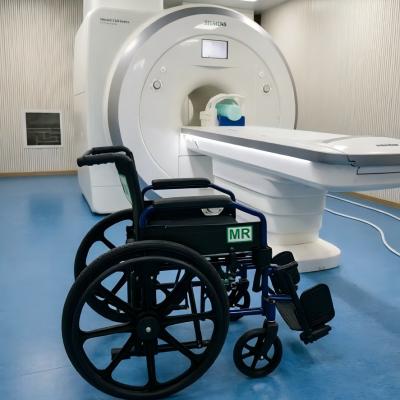 Heavy Duty Non Magnetic Wheelchair with Seat Width 45 Cm and Parent Push Handle for Pediatric MRI Transport