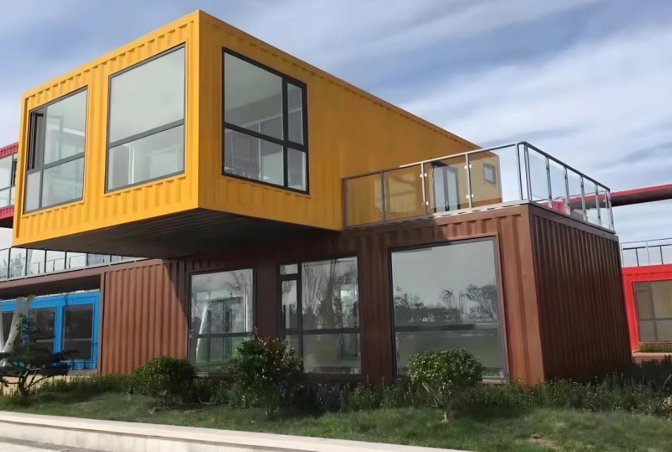 Modular Living Container Houses Prefabricated Houses for Comfortable Living Experience