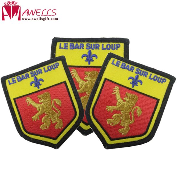 Fashion Iron On Embroidery Patch Self Adhesive T - Shirt Accessories DIY Use