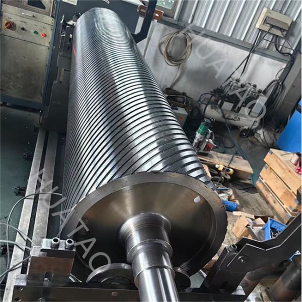 Reliable MDF / HDF / OSB / Particle Board / Plywood Board Sanding Driving Drum Roller