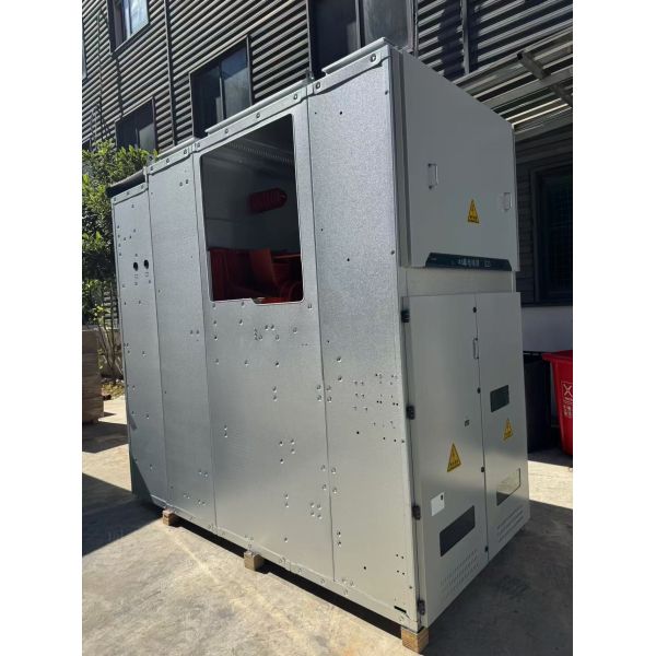 Shielded High Voltage Epoxy Resin Insulator For Switchgear Bushing