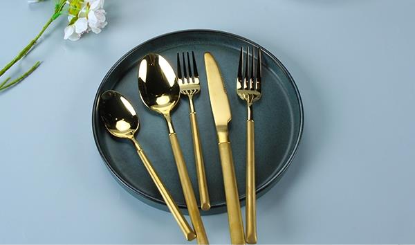 LZ14000 Rustproof 72pcs Stainless Steel Cutlery