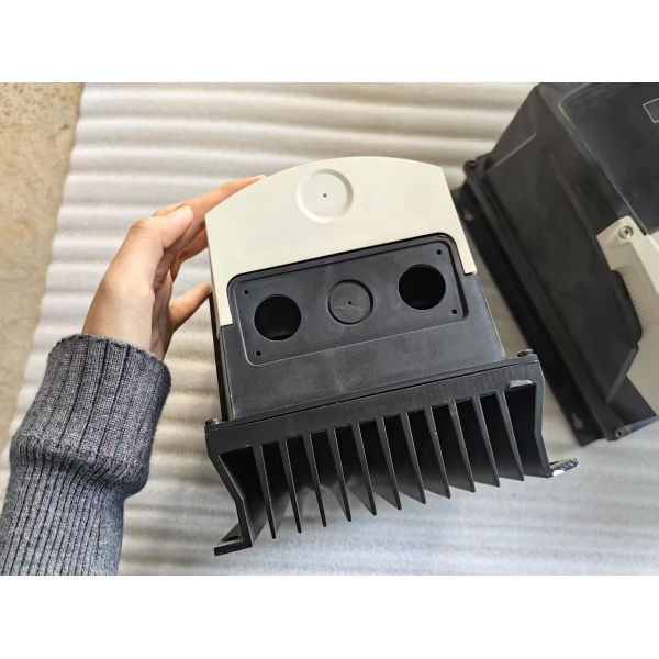 Original ODE-2-12150-1KB1X AC Motor Vector Drive Aluminum Steel Electrical Modules Industrial Automation Used Equipment