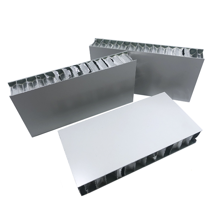 grade Fireproofing Light Weight Sandwich Panel Perfect for Hotel Construction Projects