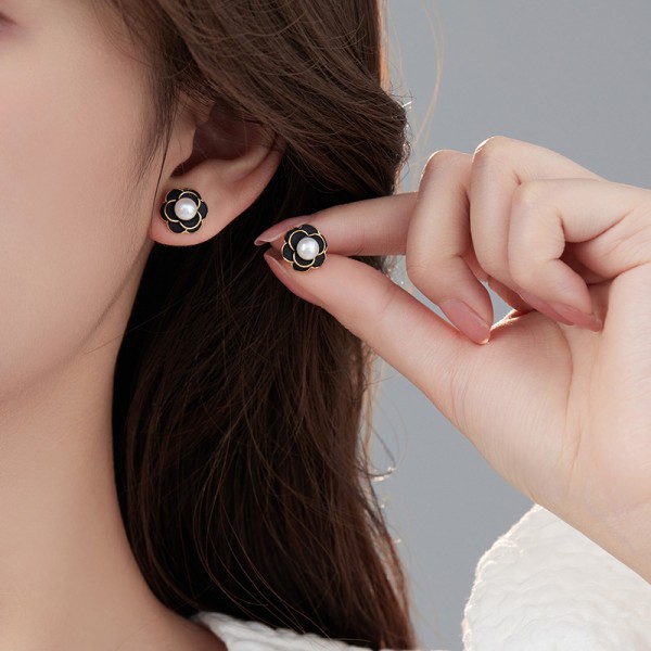 Fashion Maple Leaf Pearl Earring 14K Gold Plated Flower Studs 925 Silver Needle Hypoallergenic Butterfly Earrings