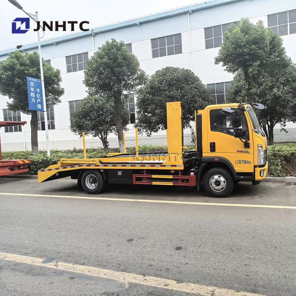HOWO Light Double Deck Flatbed Road Rescue Wrecker Tow Truck For Sale