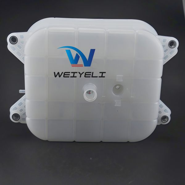 Maquinaria de construcción de cargadora excavadora Tanque de agua YA00038910 YA00036011 ZAX200-5A ZAX360-5A ZW180-6 ZW220-6 Tanque de expansión Botella de agua de reserva de refrigerante