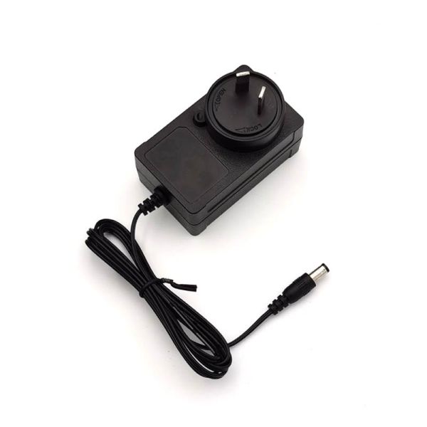 100%PC International Adapter with Interchangeable Plug 30W 36W AU US EU UK Stock 5V 9V 12V 24V 1.75A 3A Travel Adaptor DC