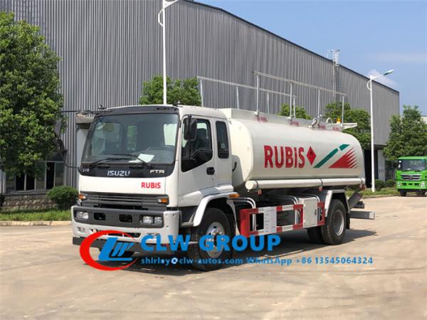 4 caminhão de ISUZU FTR 15000L Refueler do compartimento
