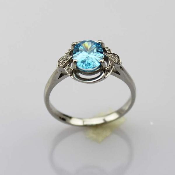 Fashion Jewelry 925  Silver  7x9mm Oval Blue Topaz Ring with Cubic Zircon(R106)