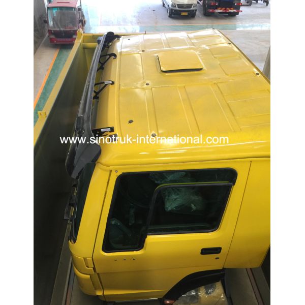 Euro2 Durable Truck Spare Parts Sinotruk Howo Cabin Hw76 Long Life Time