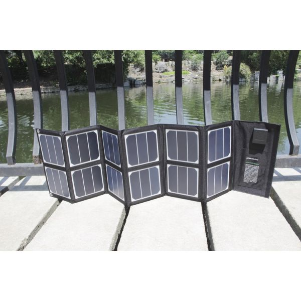 Suitcase Solar Panel Kit 40W 50W 60W Outdoor Camping Waterproof Folding Solar Panel Bag