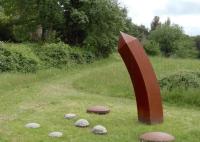 OEM Rusty Corten Steel Pencil Sculpture décoratif extérieur
