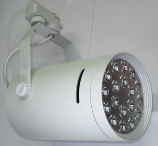 IP65 Led Track Lighting High Power Adjustable Angel 50000 Hours Life Span 3W -18W