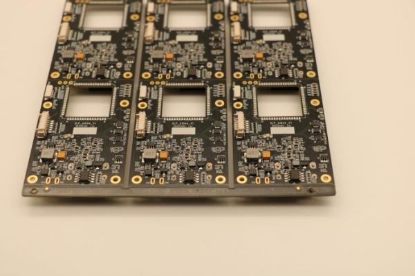 Serviço de fabricação de montagem de PCB SMT de 0,1 mm para produção de protótipos e em massa