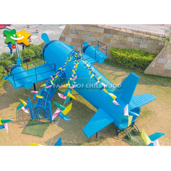 Оборудование парка атракционов стиля самолета на открытом воздухе возбуждая с скольжением детей большим