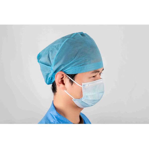 Disposable Medical Plastic Gown With Thumb Loop , Adult CPE Gown For Clinic
