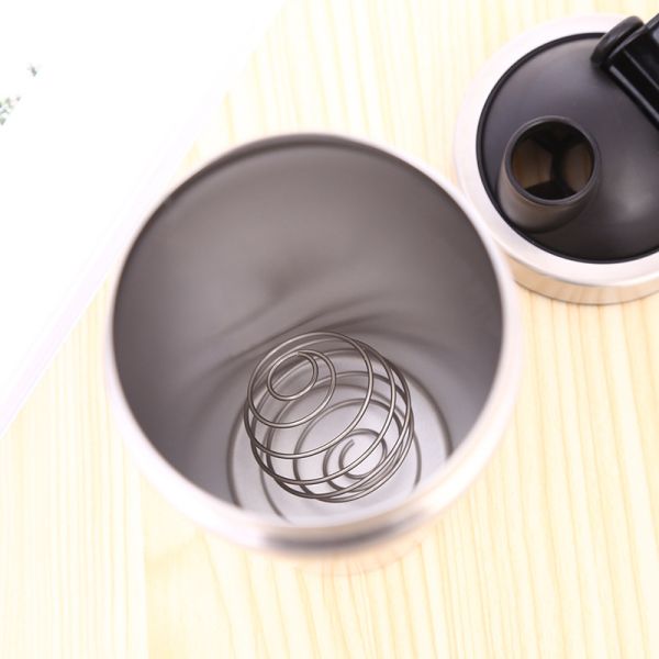 24oz 750ml Insulated Stainless Steel Shaker Bottle With Blenders Double Walled