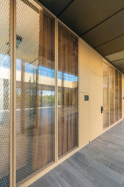 Systèmes de suspension Murs de séparation en verre à cadre en aluminium pour bureau