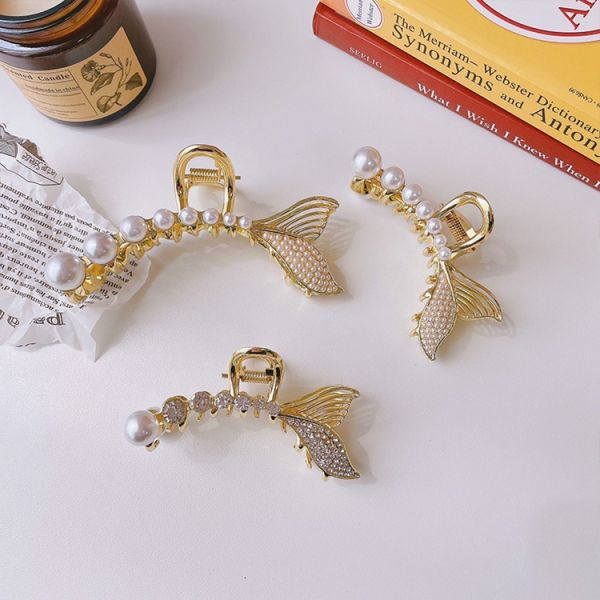 2025 New Fish Tail Temperament Pearl Hairpin Shark Clip