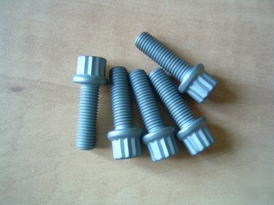 high quality and competitive factory price phillips pan head self-drilling screws