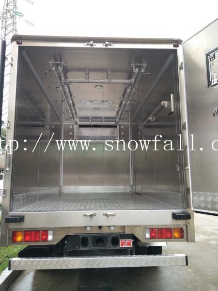 SNOWFALL Meat Rail Truck Box 150hp Diesel Refrigerated