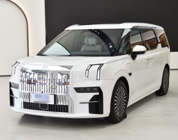 ZEEKR 009 NÓS versão 2022 6 carros brancos dos assentos CLTC 702/pretos elétricos puros