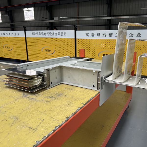 Chemin de câbles électrique en cuivre basse tension pour busway IP54 IP66 personnalisé