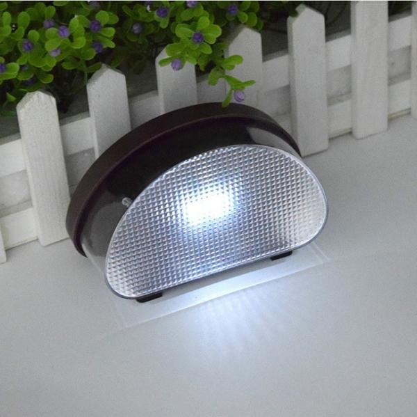 Hot sale solar light 2LED fence light fence fence lamp roof lamp corridor decoration outdoor wall lamp