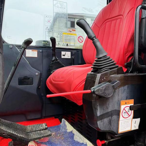 Excavadora mini usada Sany 5T Equipment Trader para Engenharia Construção Sy55C