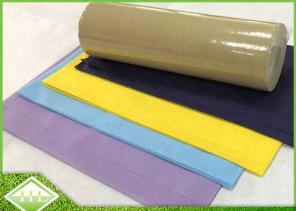 Petit pain non tissé coloré de nappe de TNT pour le polypropylène 100% de noce