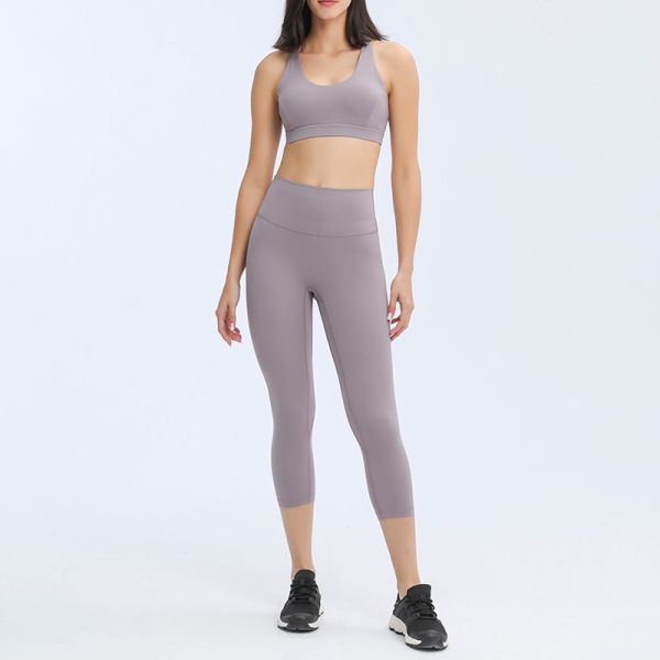 7/8 High Waisted Yoga Leggings Tummy Control Moisture Wicking Mint Green