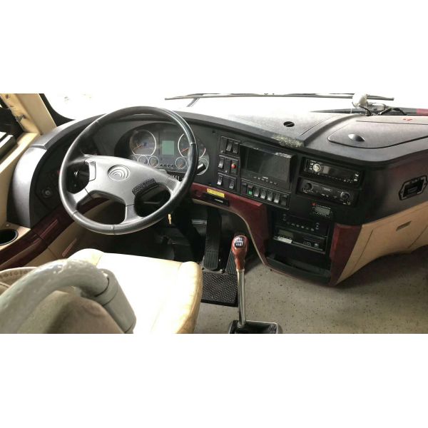 39 sièges ont utilisé des autobus de YUTONG 2015 ans pour le passager et le déplacement