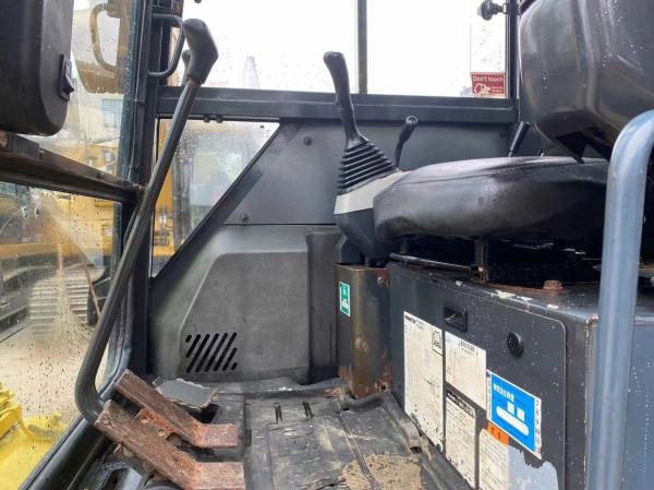 Excavadora usada de 7 toneladas e 75 toneladas, máquina de rastreamento Kamatsu PC40MR, em bom estado, em Shandong