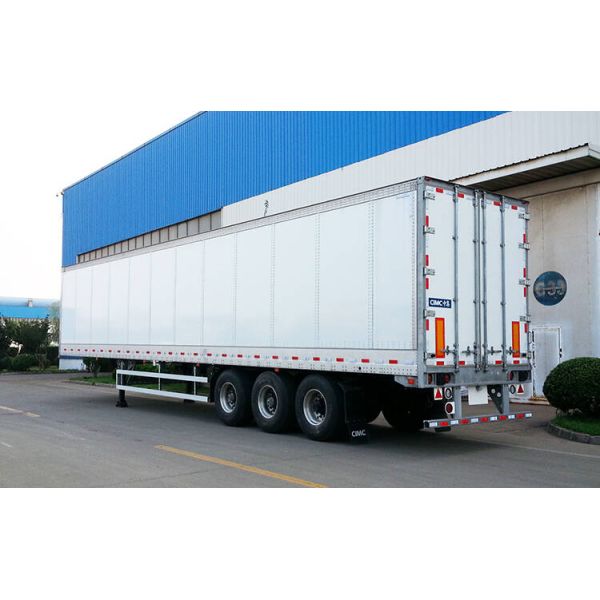 Tractor Truck 3 Axle 53 Foot 13m Side Wall Semi Trailer