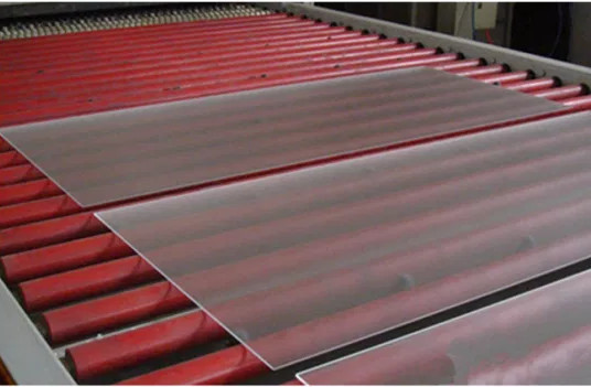 Загаренное солнечное фотоэлектрическое стекло с низким содержанием железа для стен и окон зданий