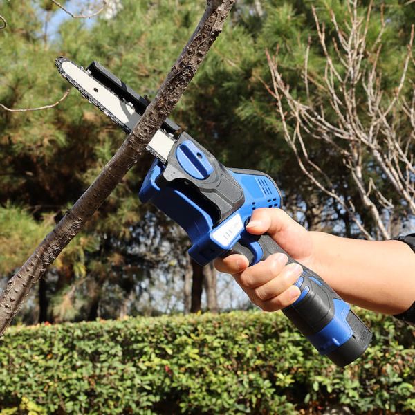 6 Inch Lithium Mini Chainsaw With Oil Pump Ultra Light Cordless Electric Chainsaw For Household Cutting