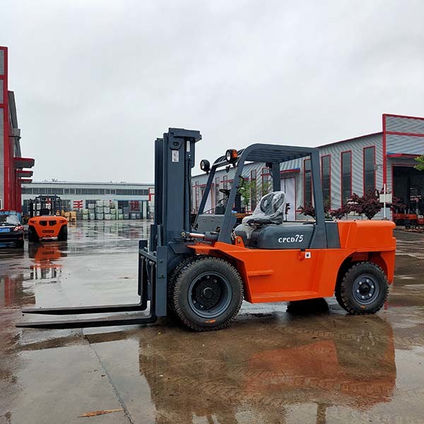 7500kg-8000kg Diesel Forklift Truck Chinese Diesel Engine Forklift