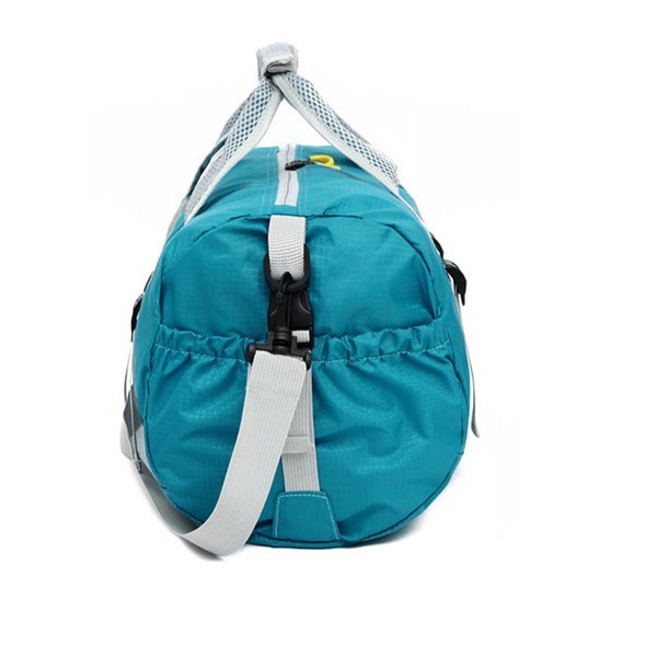 Large Volume Sports Duffel Bag Nylon Material Round Shape 33 * 50 * 18CM
