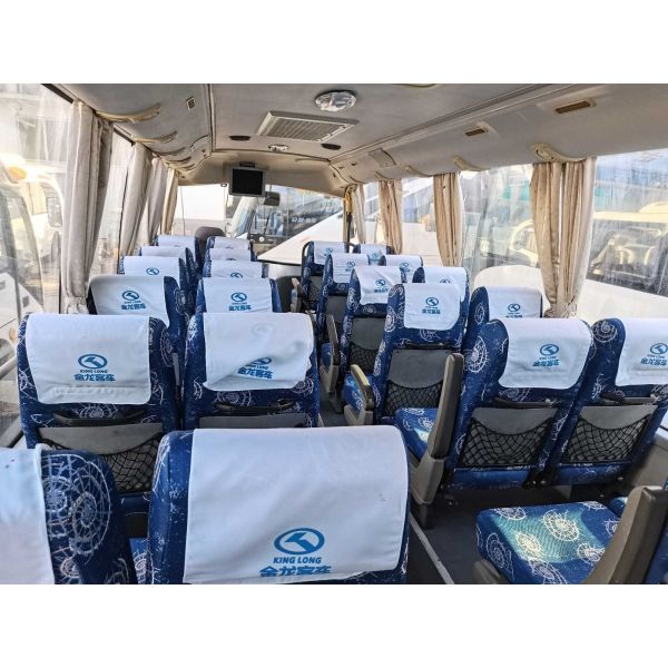Автобус тренера Passager города челнока мест бренда 30-39 Kinglong используемый XMQ6771 для продажи