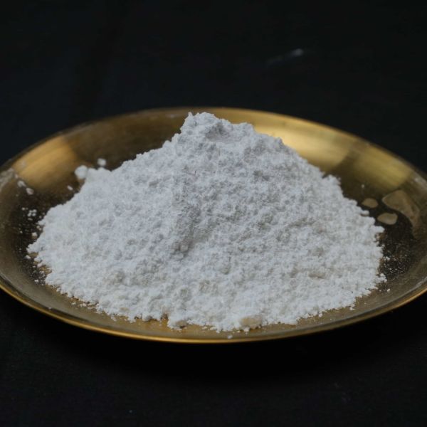Tricalcium Phosphate Powder with Shelf Life 2 Years pH 7-8 and Moisture Content < 1% for Food and Pharmaceutical Industries